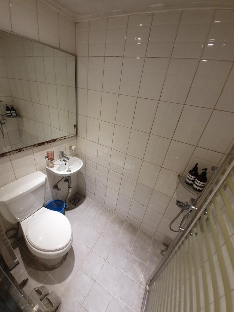 Dalgona Guesthouse Szöul Szoba fotó